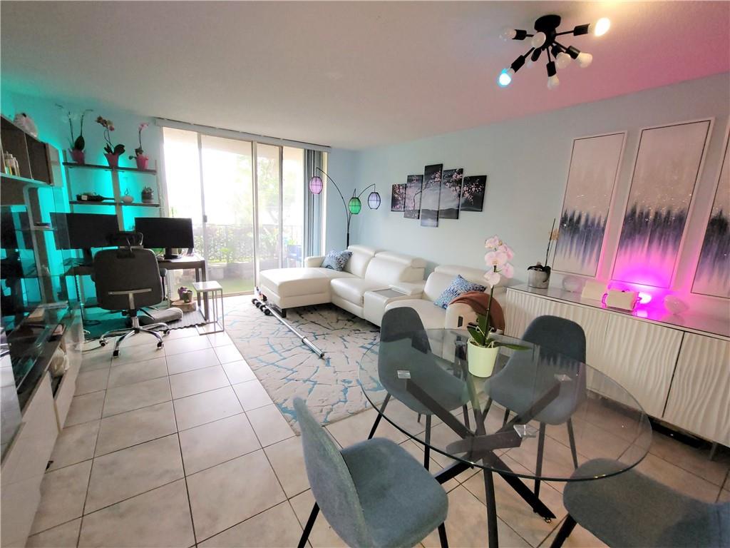 Rio Espana Condominium - Residential