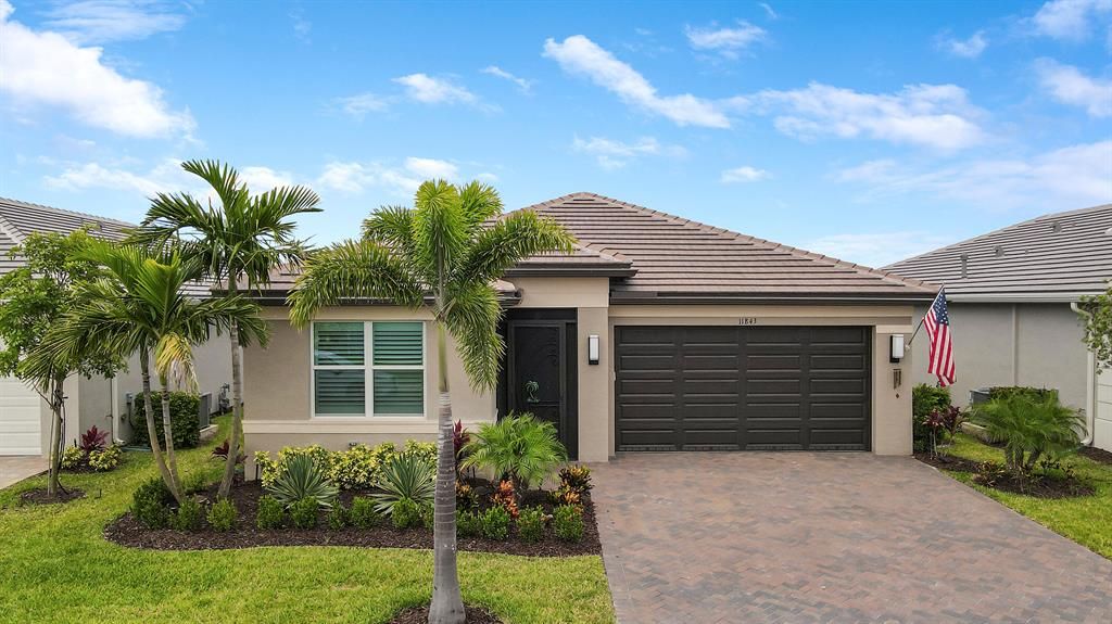 Photo of 11843 SW Silver Creek Avenue, Port St Lucie, FL 34987 (MLS # R10891011)