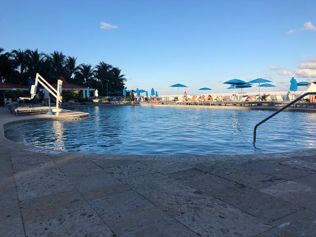 The Aventura Beach Club - Residential