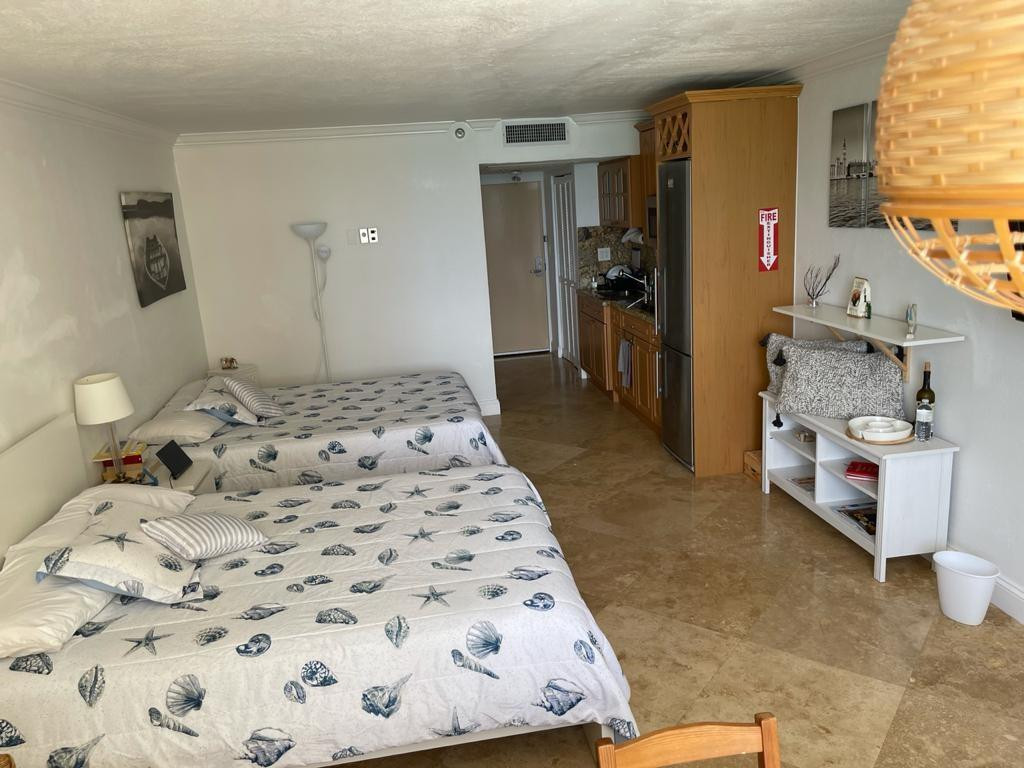 The Aventura Beach Club - Residential