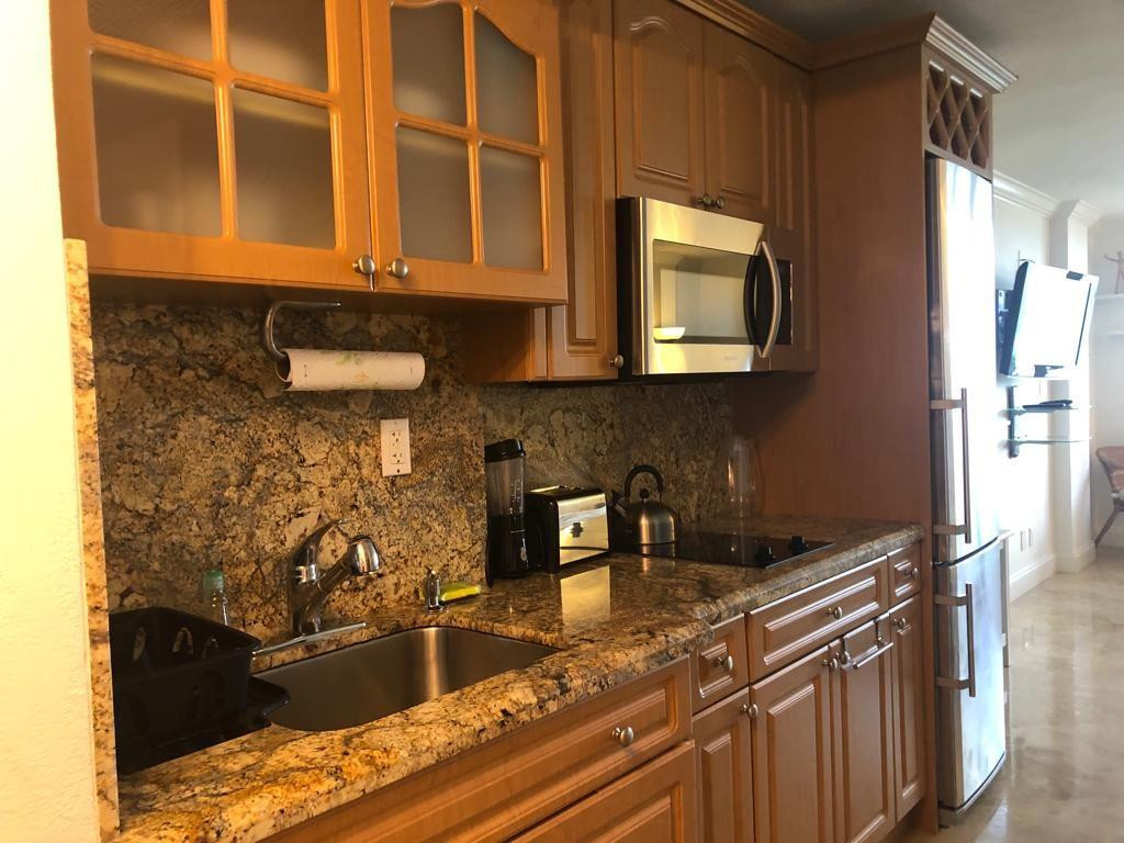 The Aventura Beach Club - Residential