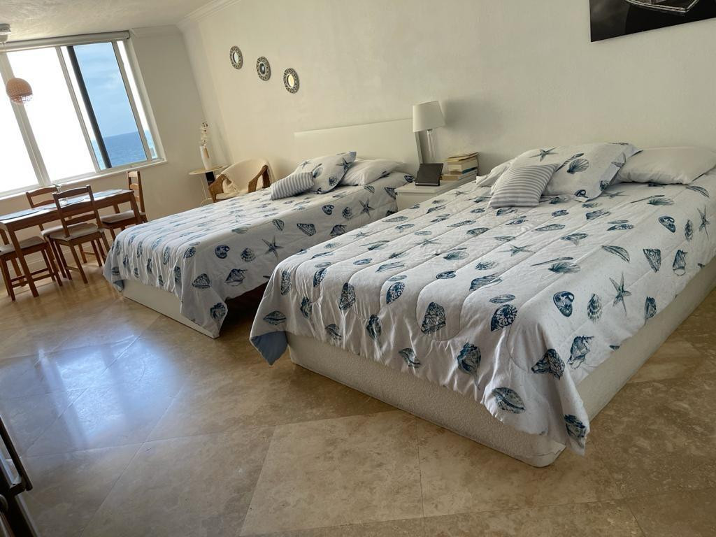 The Aventura Beach Club - Residential