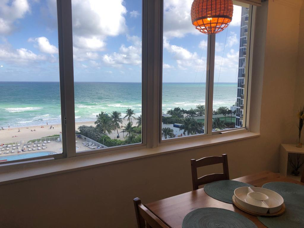 The Aventura Beach Club - Residential