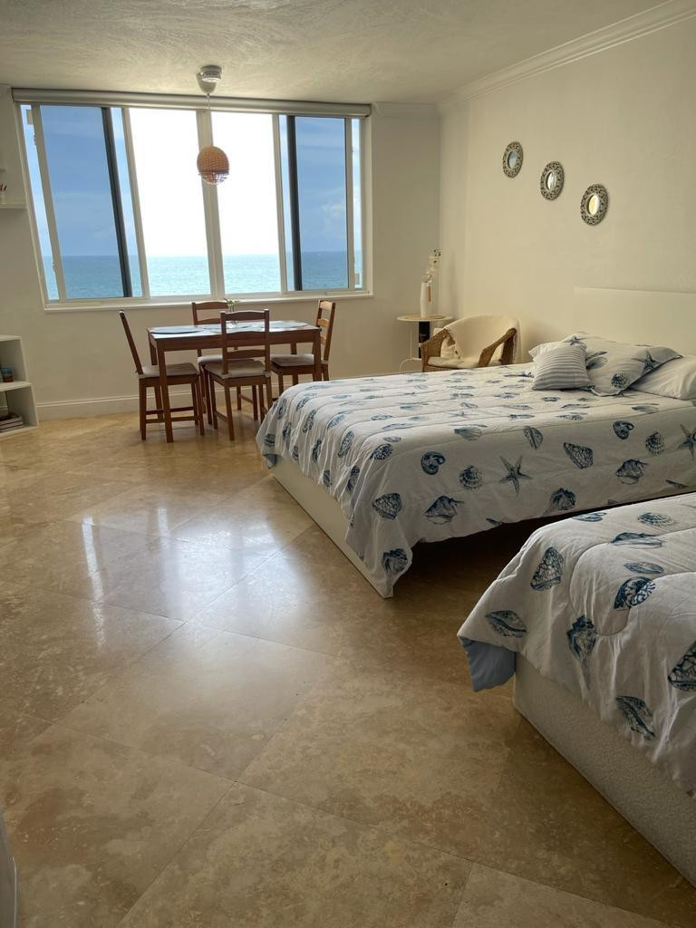 The Aventura Beach Club - Residential