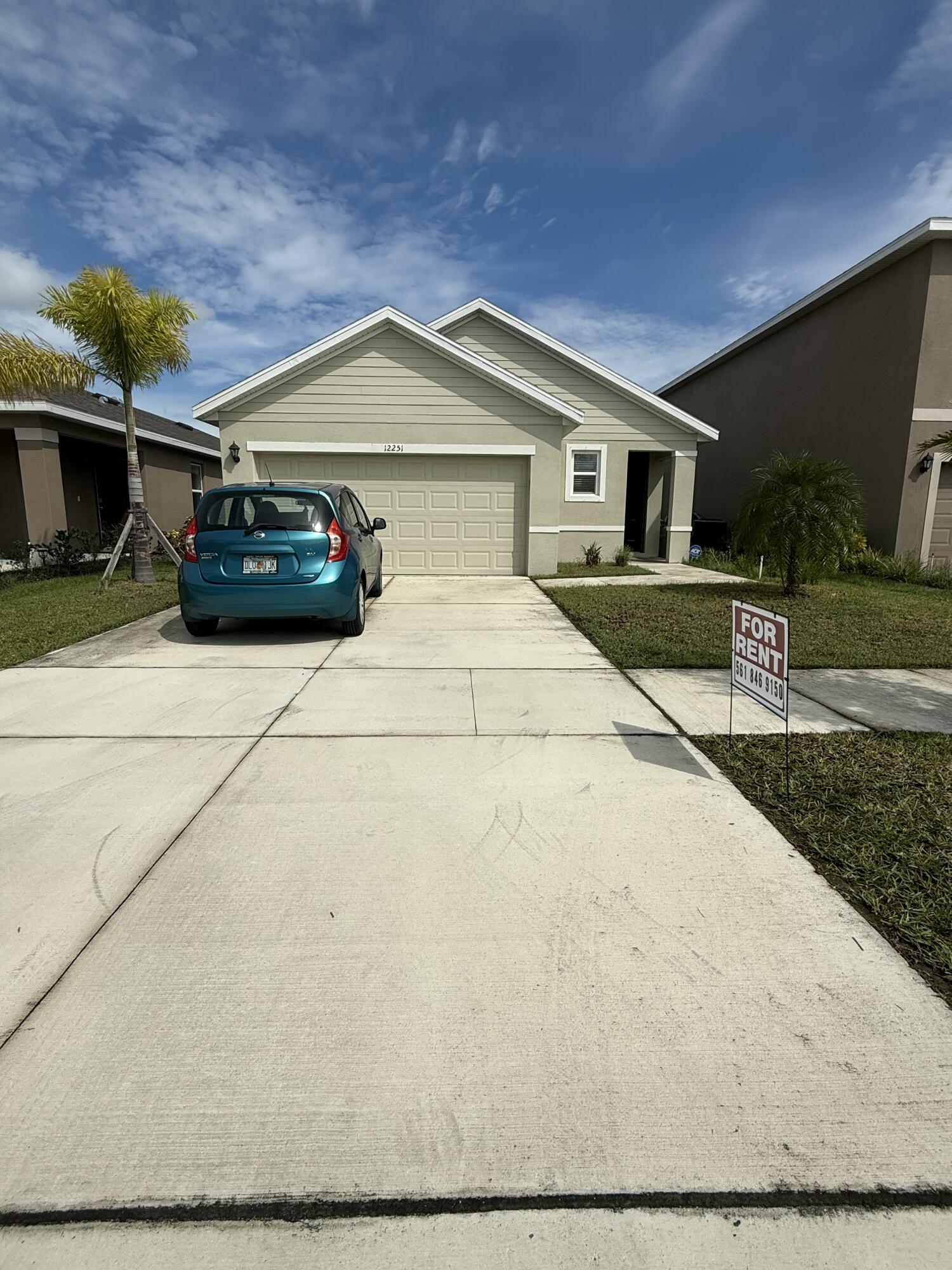 Beautiful furnished house with 2 car garage in an excellent location. Split floor plan house was built in 2023 all updated. Great little patio off to relaxing..