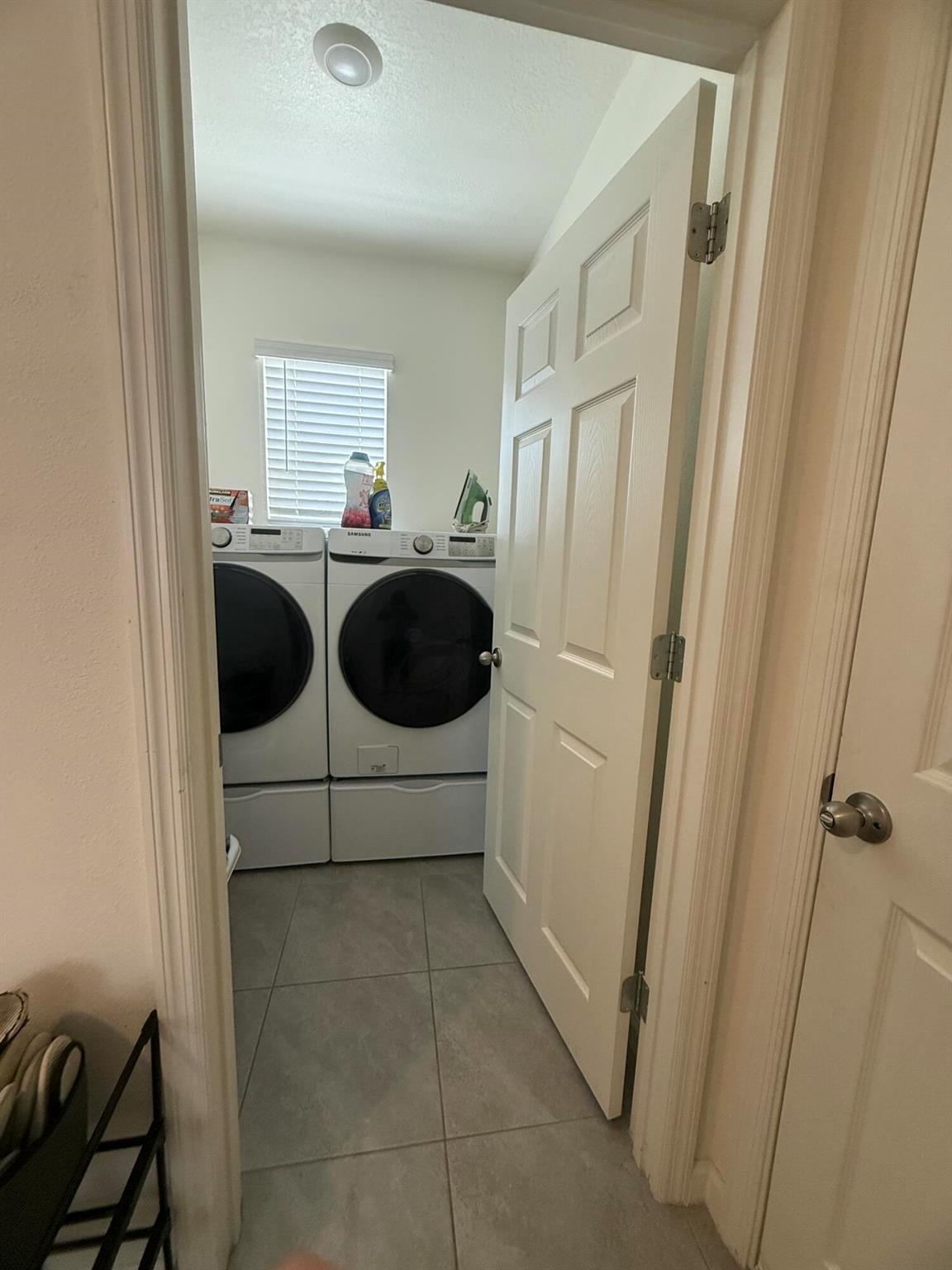 Central Park - Residential Lease