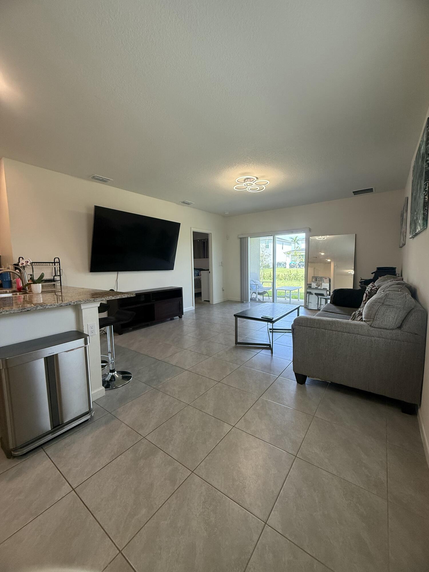 Central Park - Residential Lease