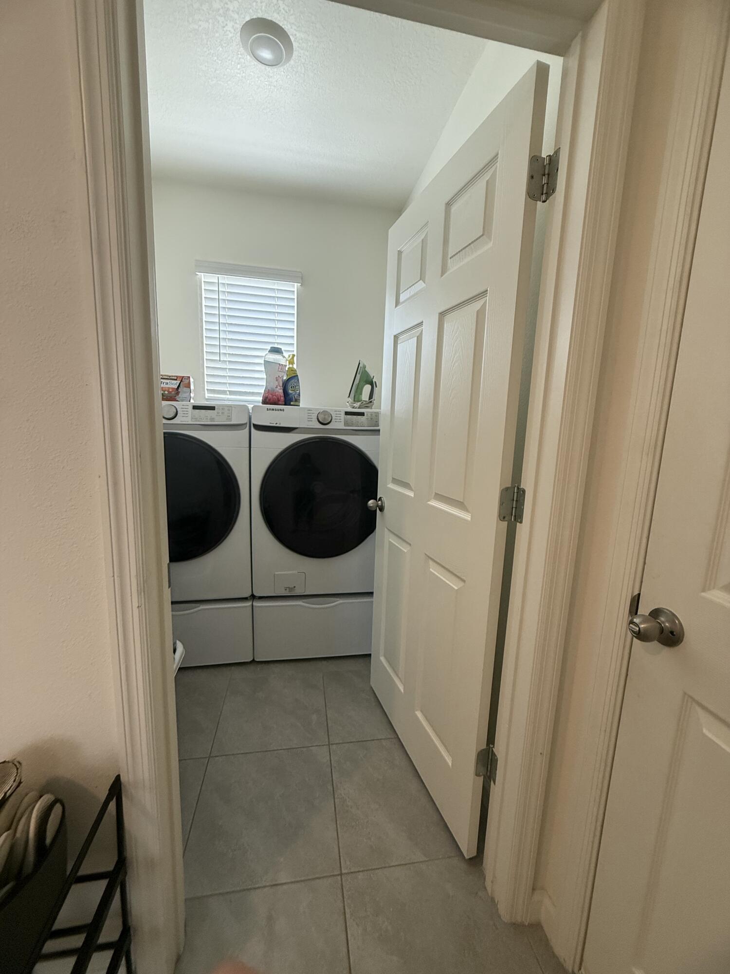 Central Park - Residential Lease