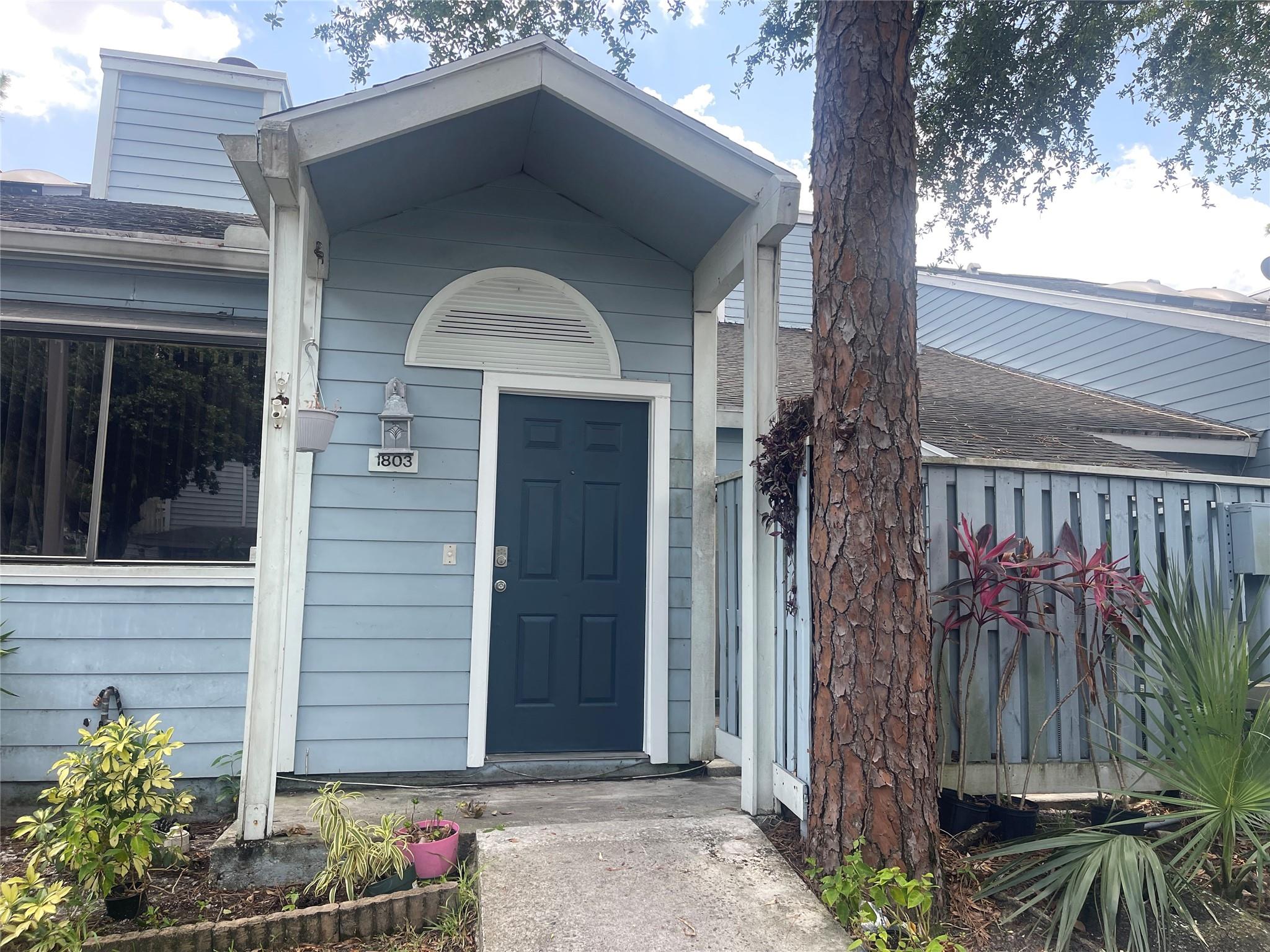 Welcome to 1803 Racquet Ct, a charming and well-maintained home located in the heart of North Lauderdale.
1 Bedroom 1 Bath and a a loft that could easily convert to a second bedroom.
Property Features:
*Spacious Living Area: Open-concept floor plan with ample natural light.
*Master Suite: Large master bedroom with an en-suite bathroom and walk-in closet.
*Outdoor Space: Patio with attached storage space..
* New Roof with a 10 years warranty from the roof company
*Community Amenities: Access to community pool, tennis courts, and clubhouse.
Ideal for families or individuals looking for a move-in ready property in a friendly neighborhood. Don't miss out on this fantastic opportunity to own a home in North Lauderdale.