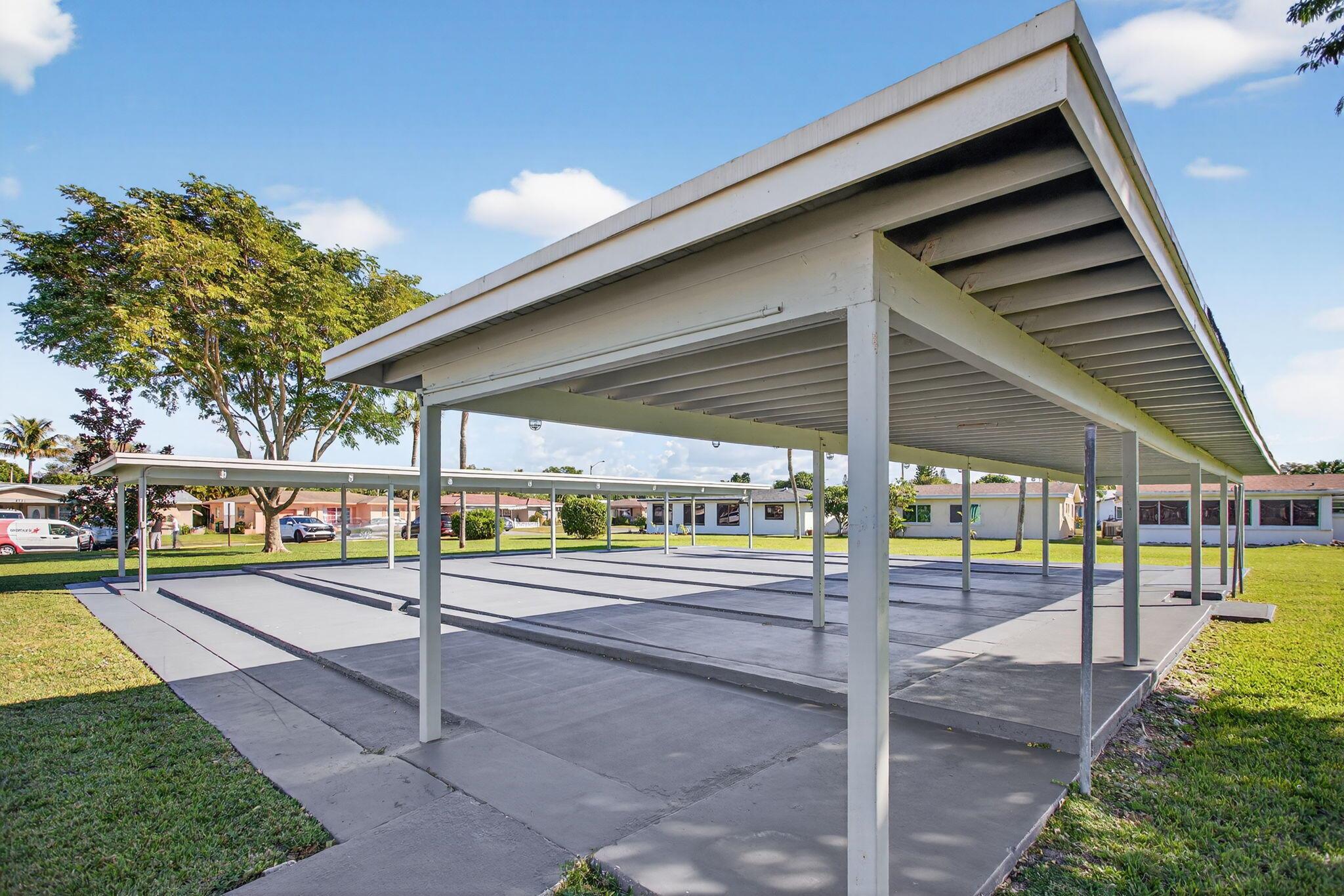 MAINLANDS OF TAMARAC LAKE - Residential