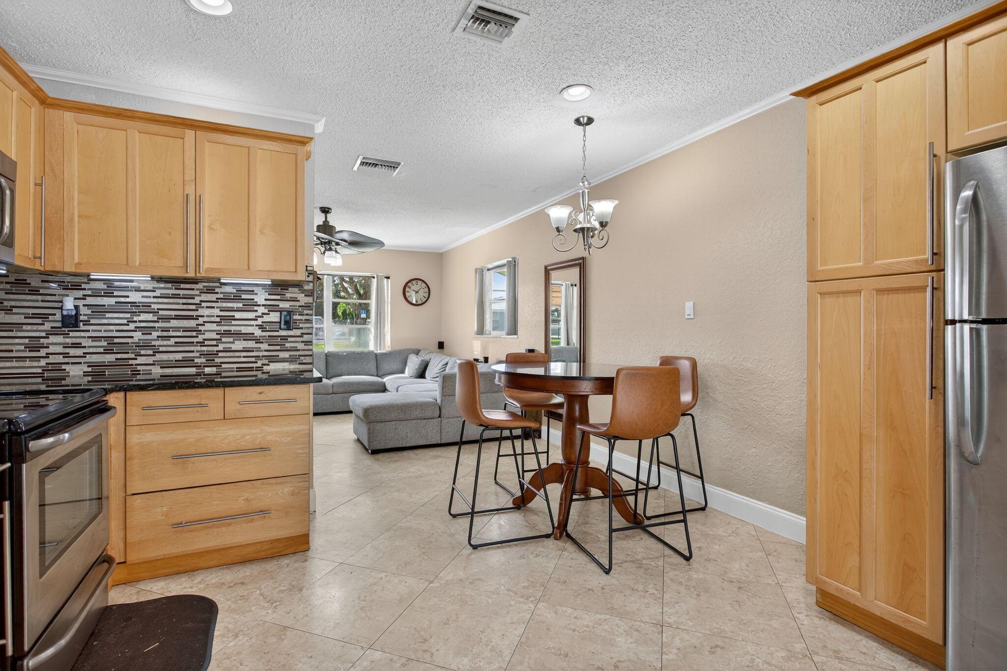 MAINLANDS OF TAMARAC LAKE - Residential