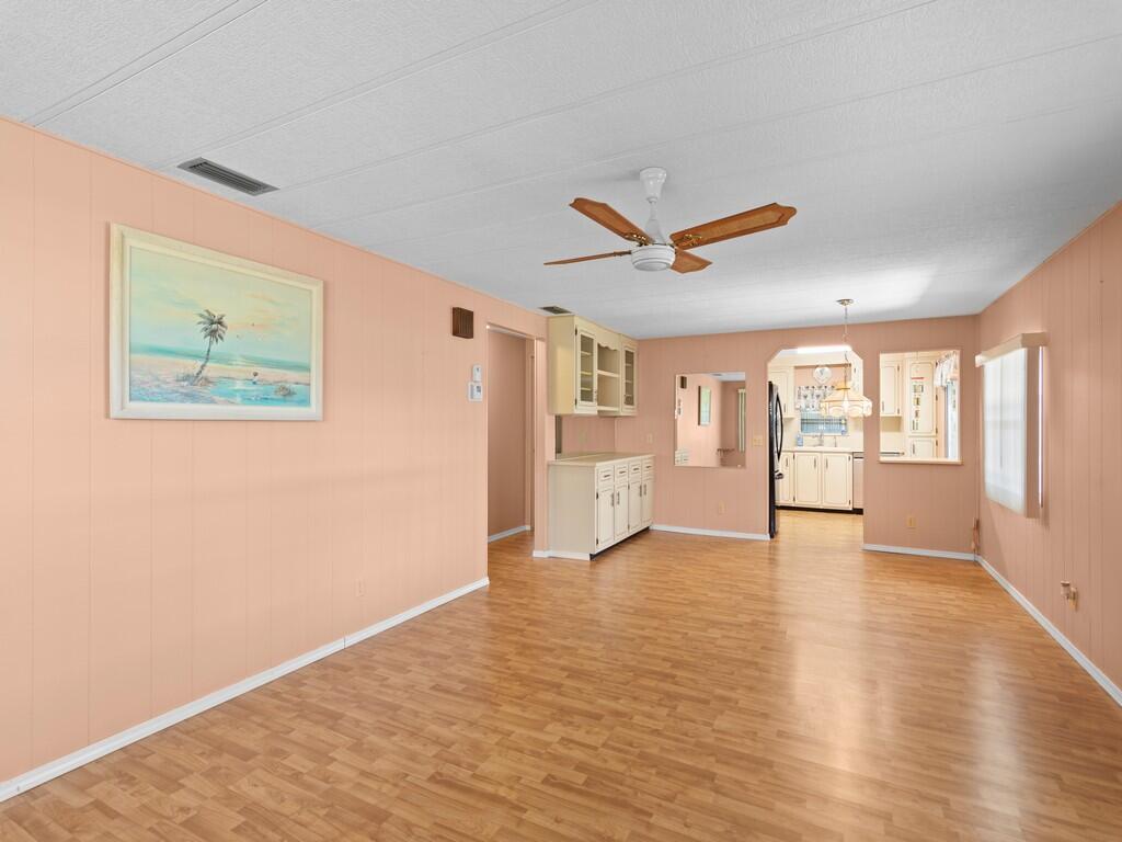 Pinelake Village - Residential