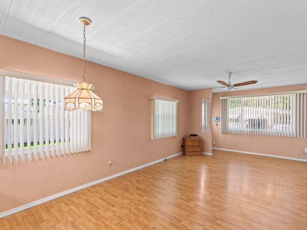 Pinelake Village - Residential