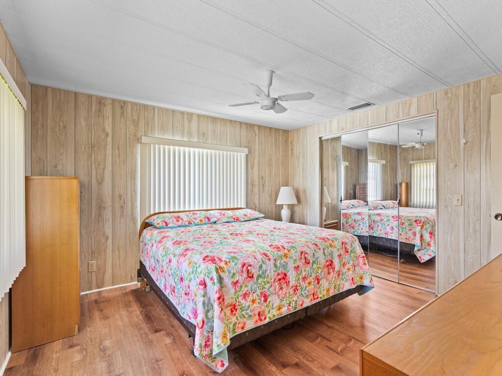 Pinelake Village - Residential