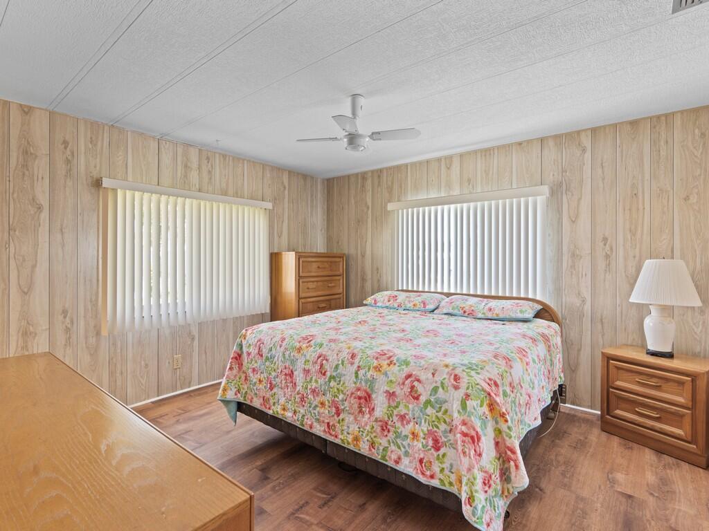 Pinelake Village - Residential