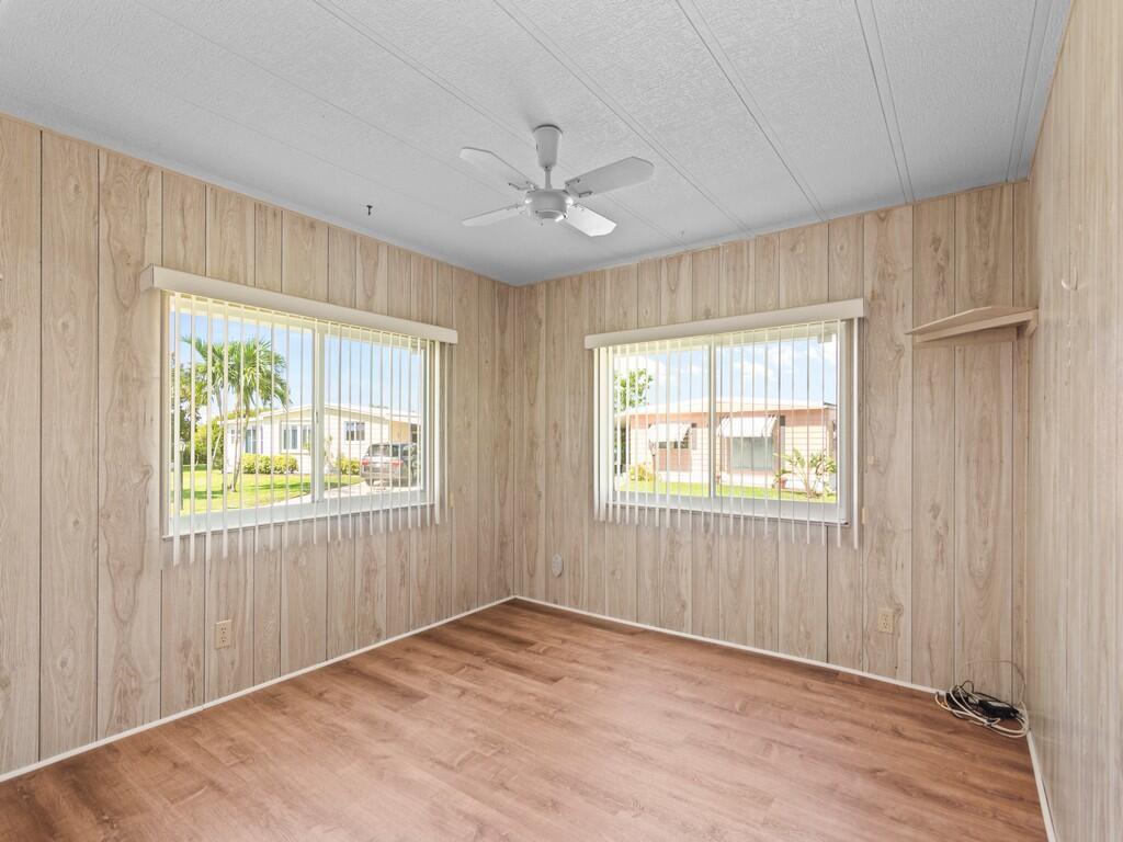 Pinelake Village - Residential