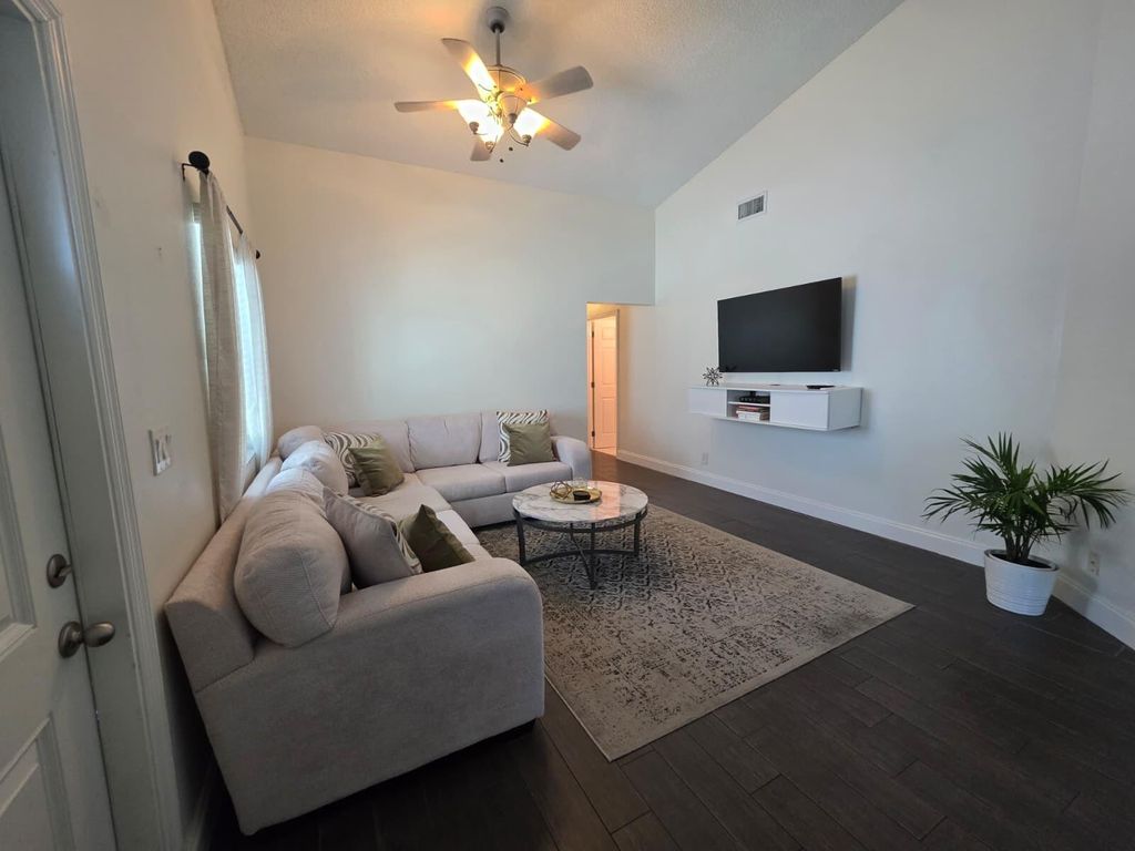 Photo of 3931 Island Club Circle E, Lake Worth, FL 33462 (MLS # B26022816)