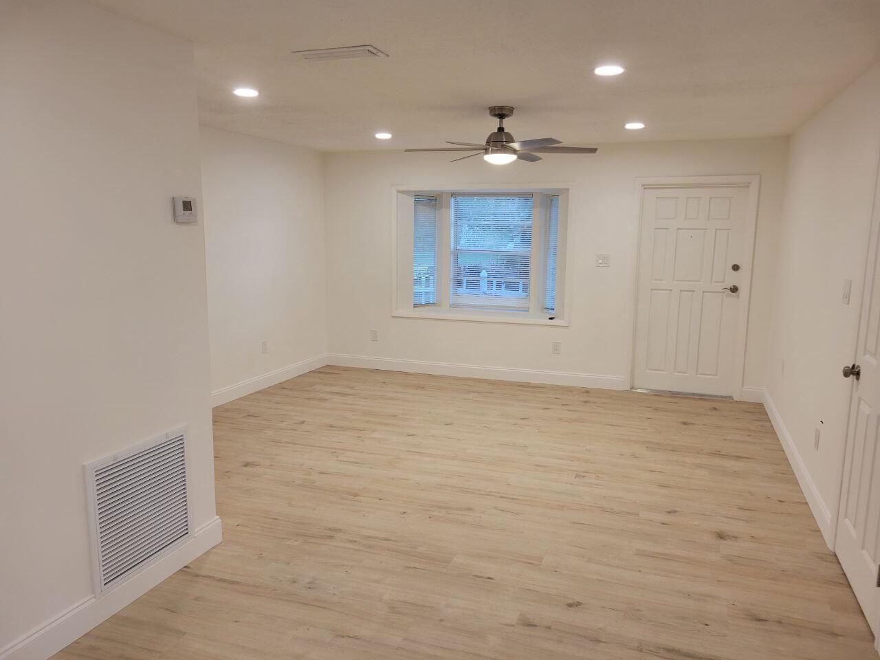 CARDINAL GLADES - Residential