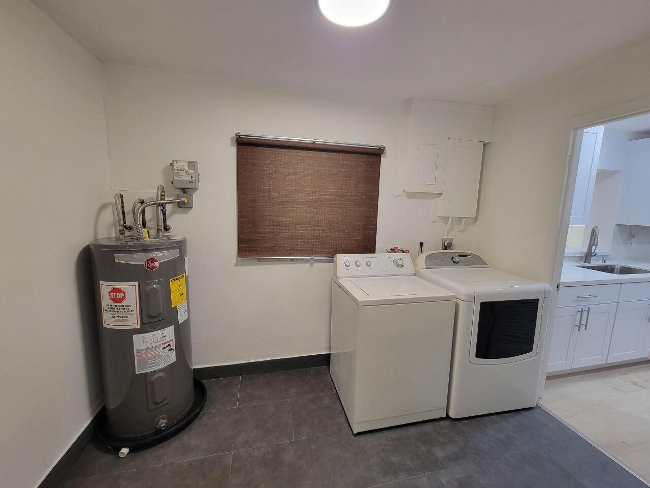 CARDINAL GLADES - Residential