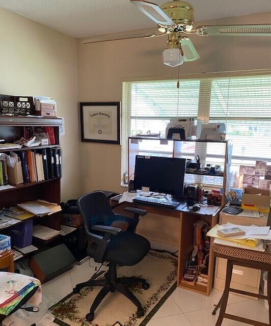 DELRAY VILLAS 1 - Residential