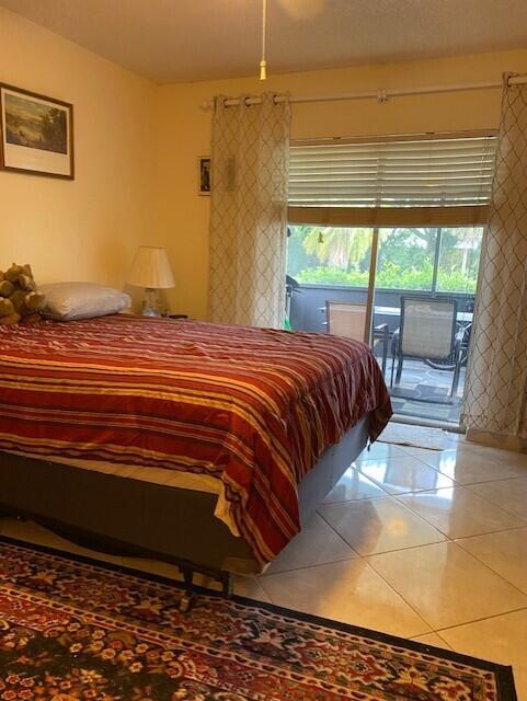 DELRAY VILLAS 1 - Residential