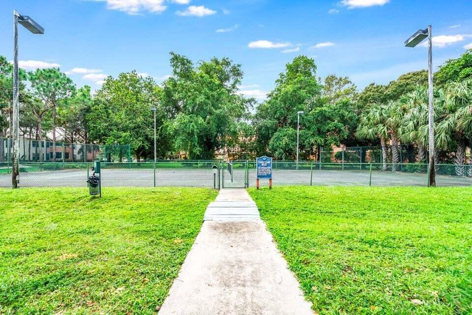 BAHIA AT DELRAY CONDO - Residential Lease