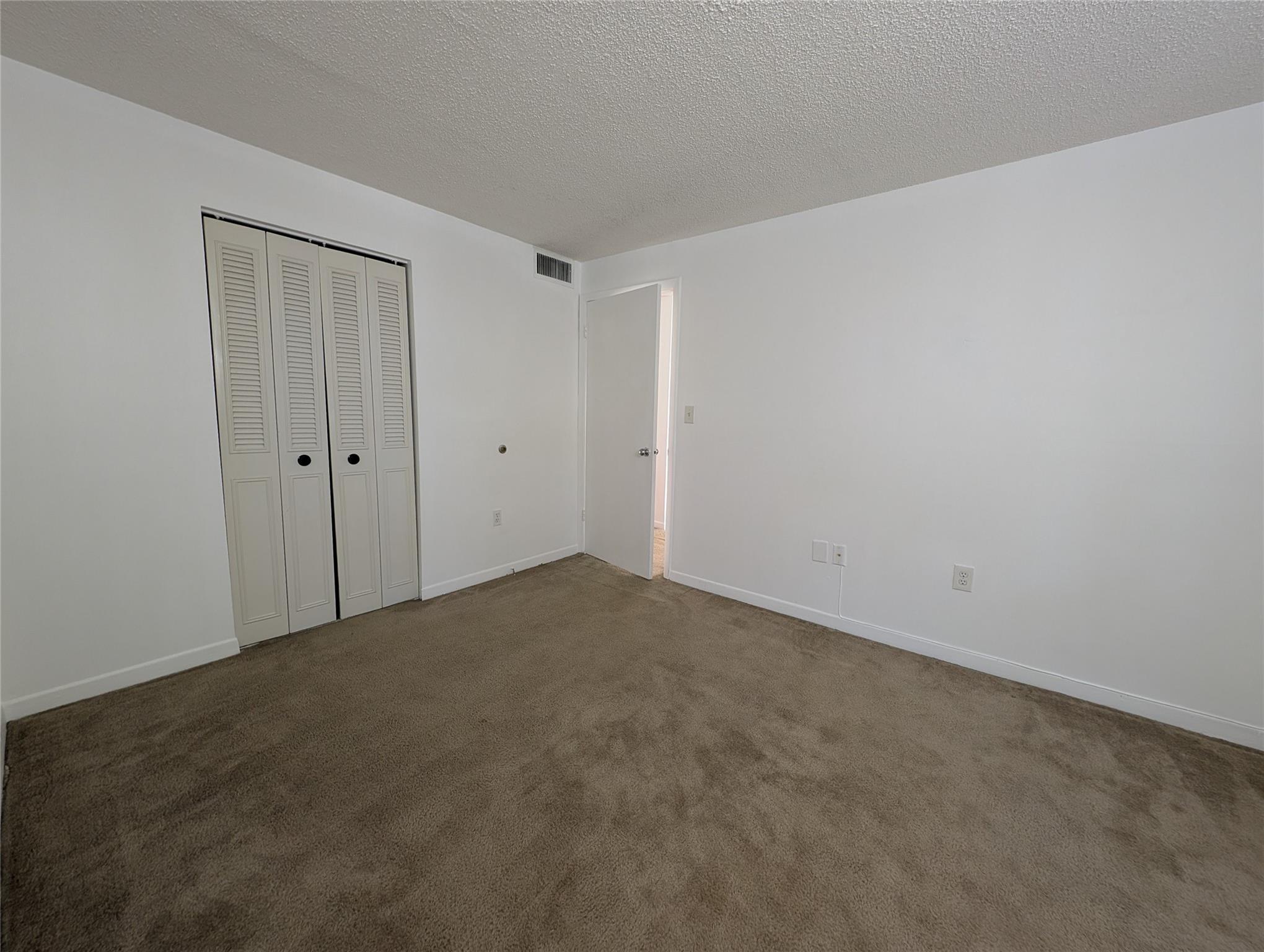 SERENITY ON THE RIVER - Residential