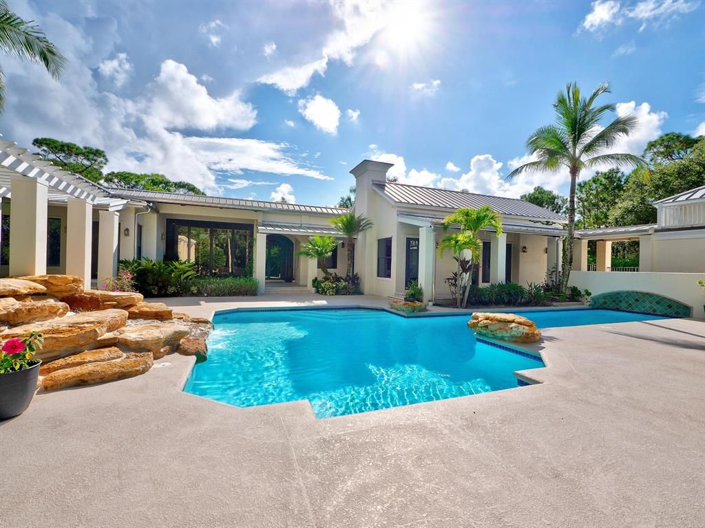 Photo of 7881 SE Country Estates Way Way, Jupiter, FL 33458 (MLS # R10813698)