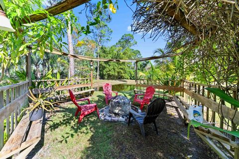 A home in Loxahatchee