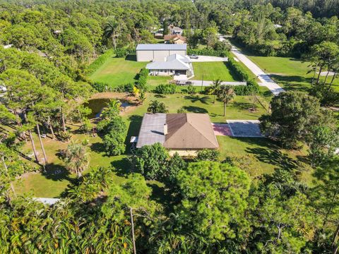 A home in Loxahatchee