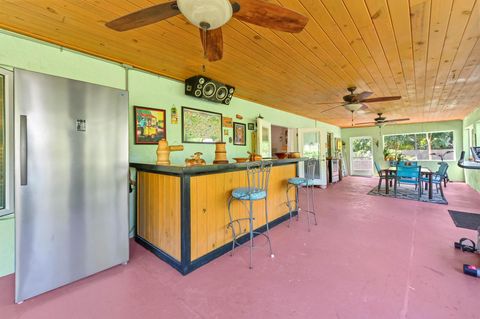 A home in Loxahatchee