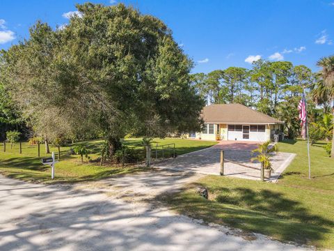 A home in Loxahatchee