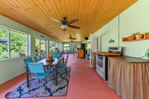 A home in Loxahatchee