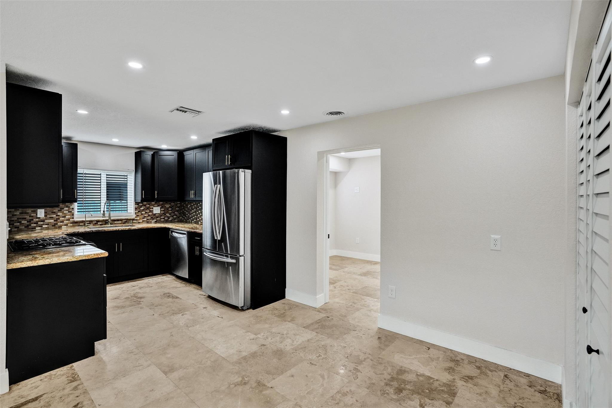 Miramar Sec 3 41-22 B - Residential