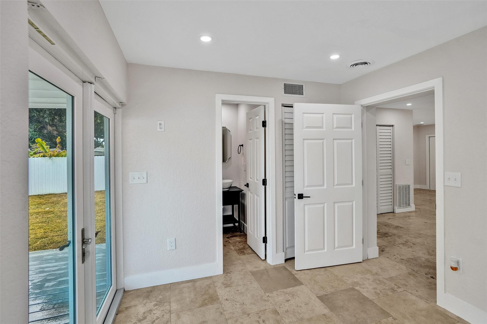 Miramar Sec 3 41-22 B - Residential