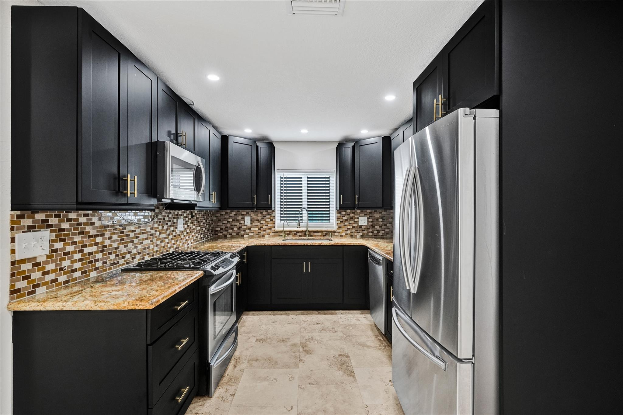 Miramar Sec 3 41-22 B - Residential