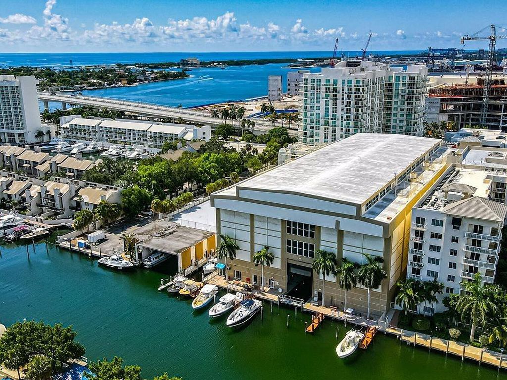 Photo of 1801 SE 17th Street, Fort Lauderdale, FL 33316 (MLS # F10542928)