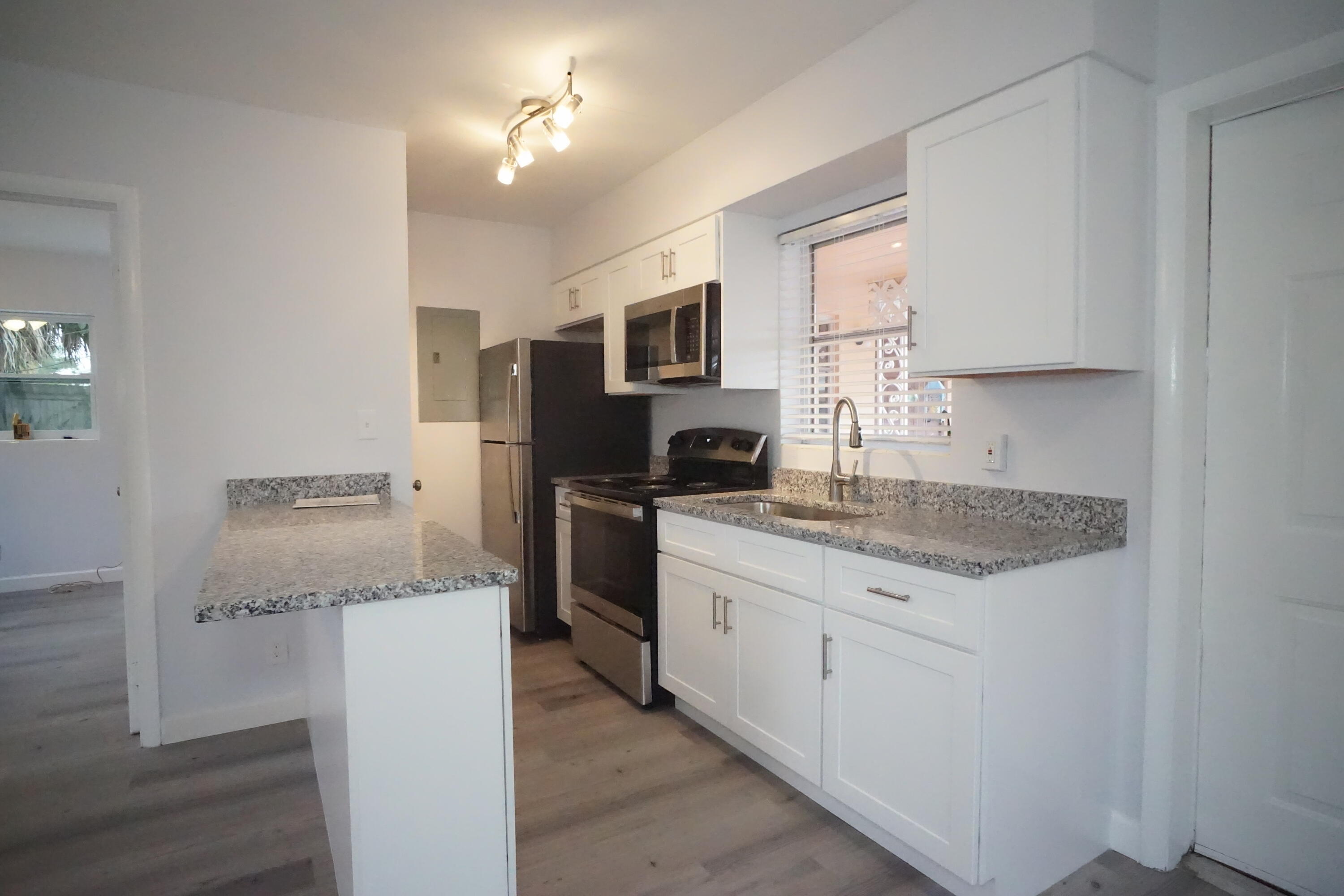 JUNO TERR - Residential Lease