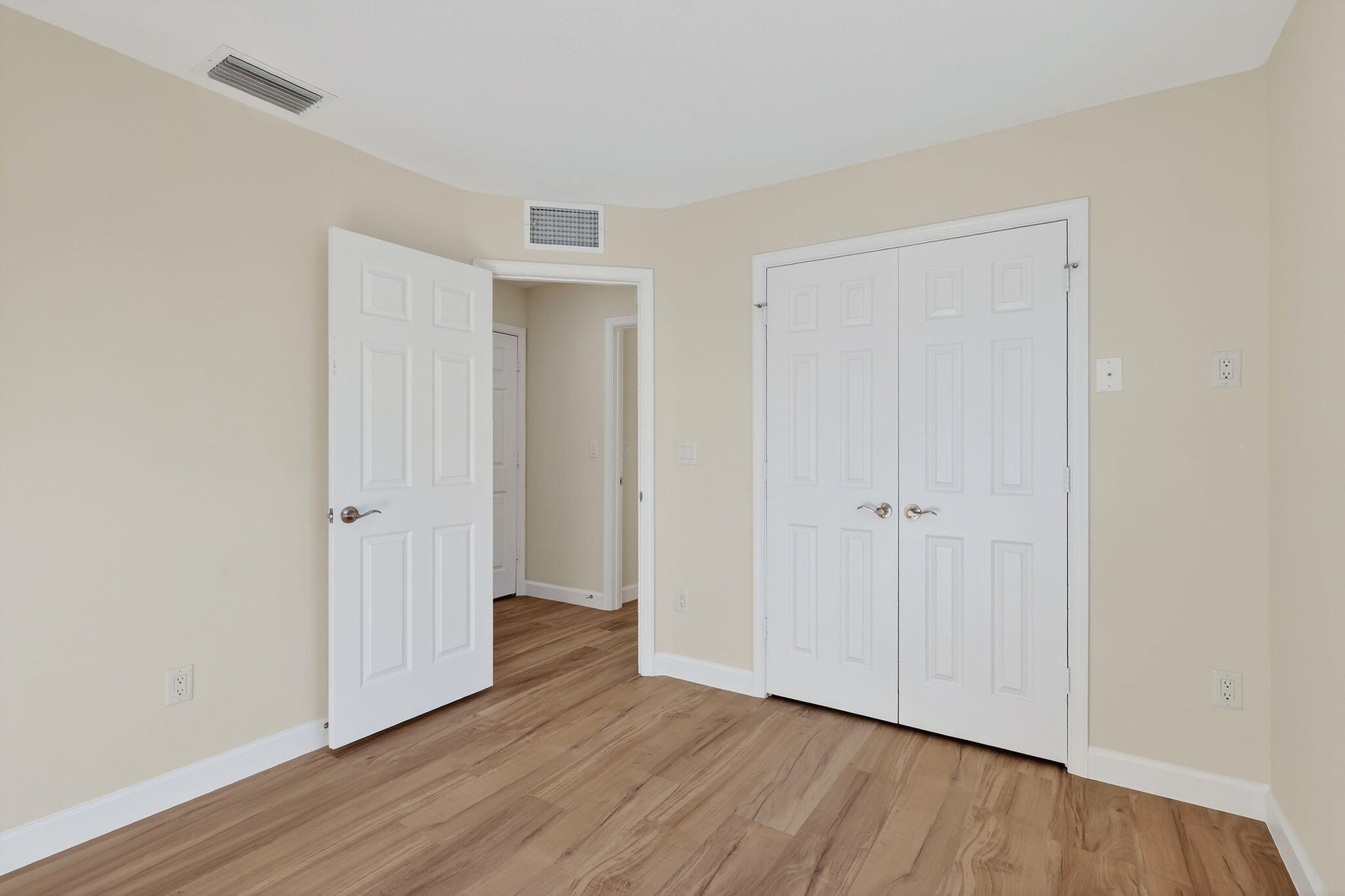 SEMINOLE CROSSING - Residential