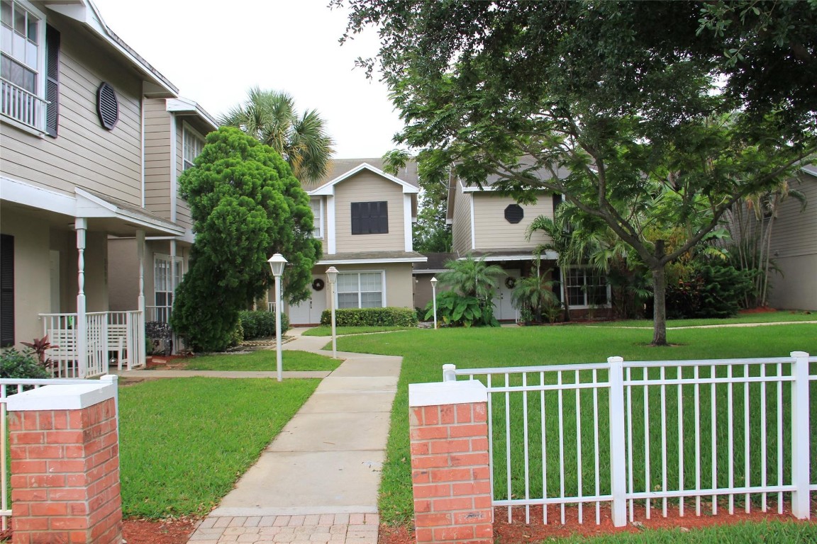 Twin Fountains - Residential