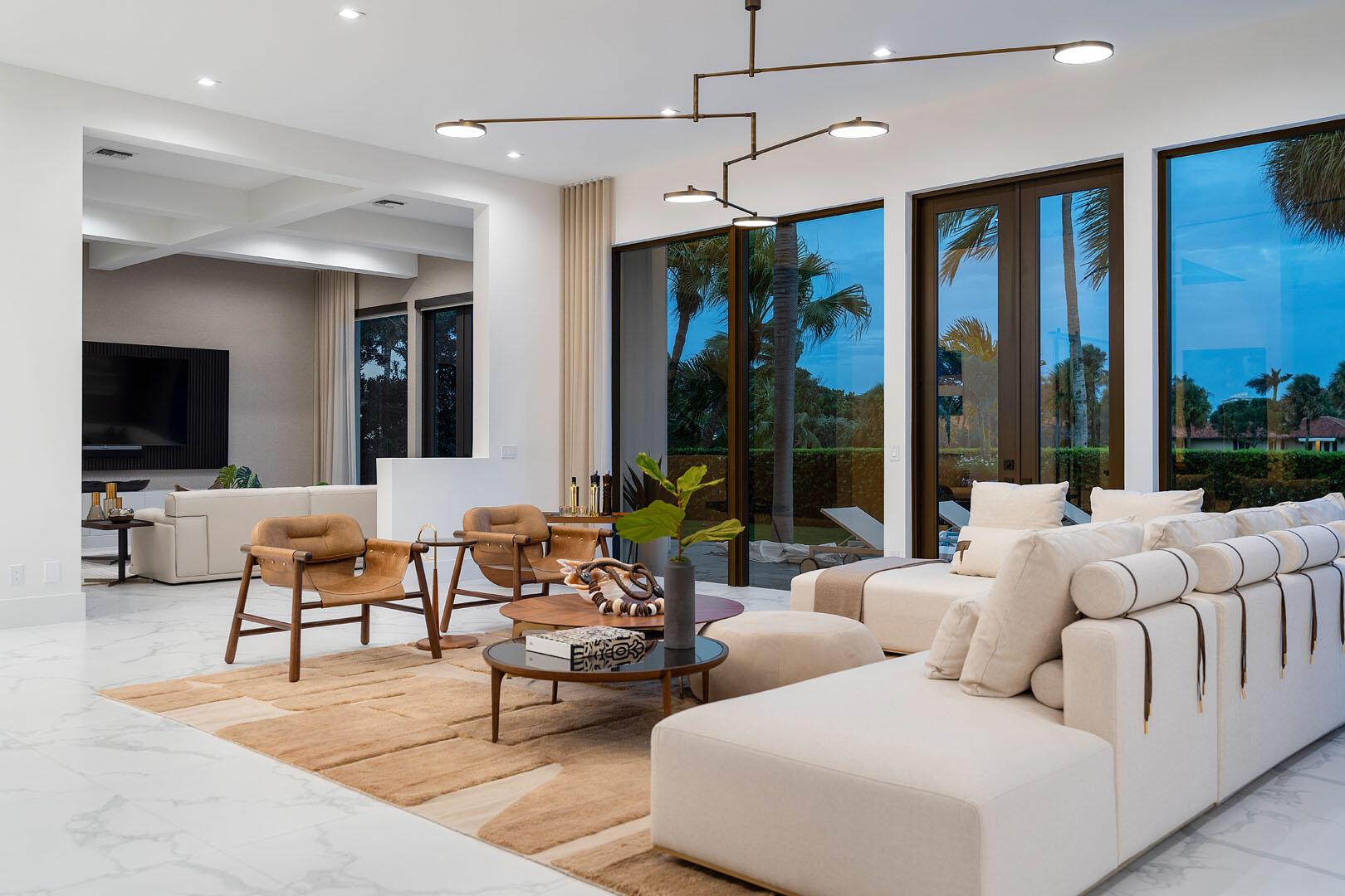 ROYAL PALM YACHT & COUNTR - Residential