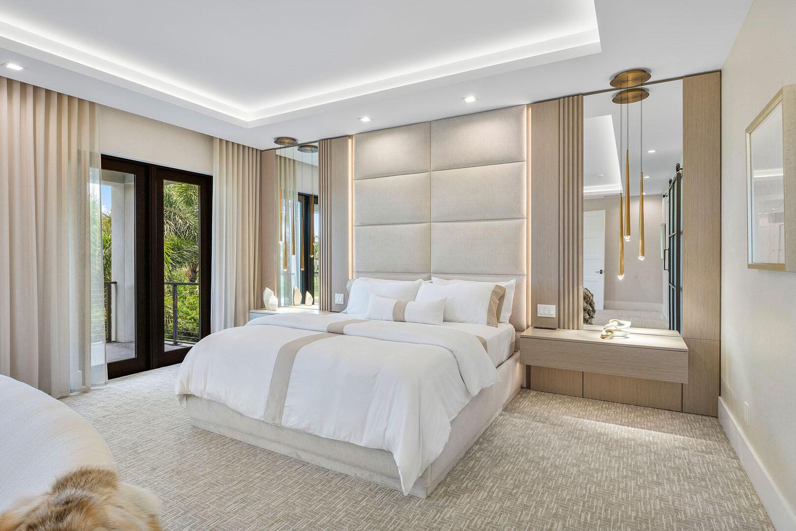 ROYAL PALM YACHT & COUNTR - Residential