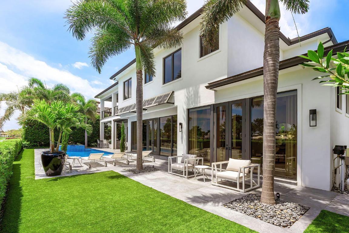 ROYAL PALM YACHT & COUNTRY CLUB - Residential