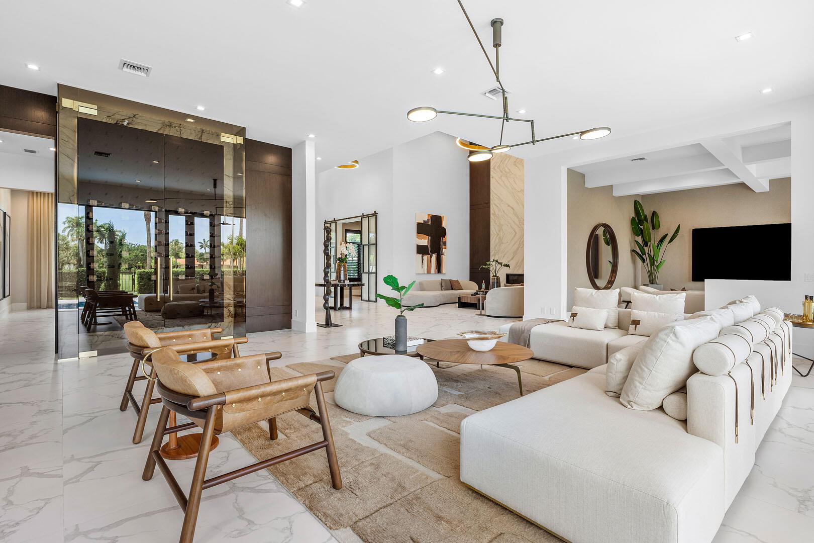 ROYAL PALM YACHT & COUNTR - Residential