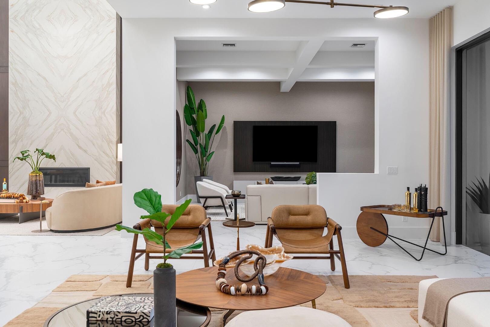 ROYAL PALM YACHT & COUNTR - Residential