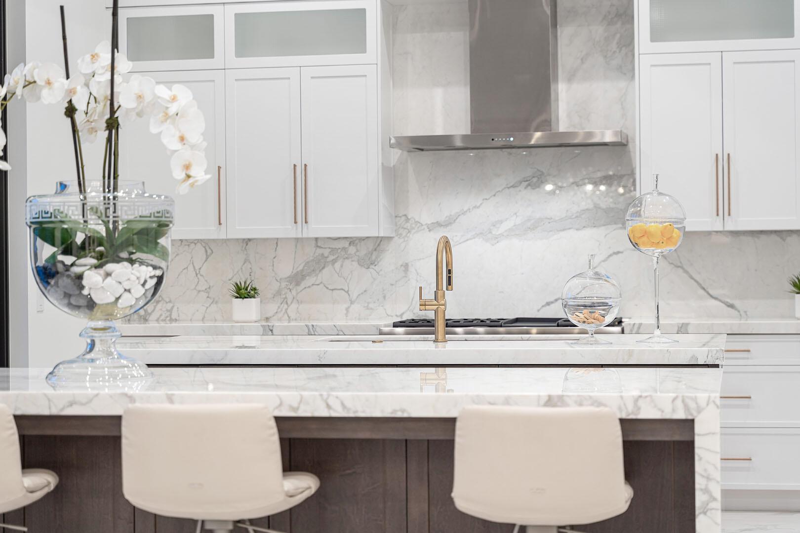 ROYAL PALM YACHT & COUNTR - Residential