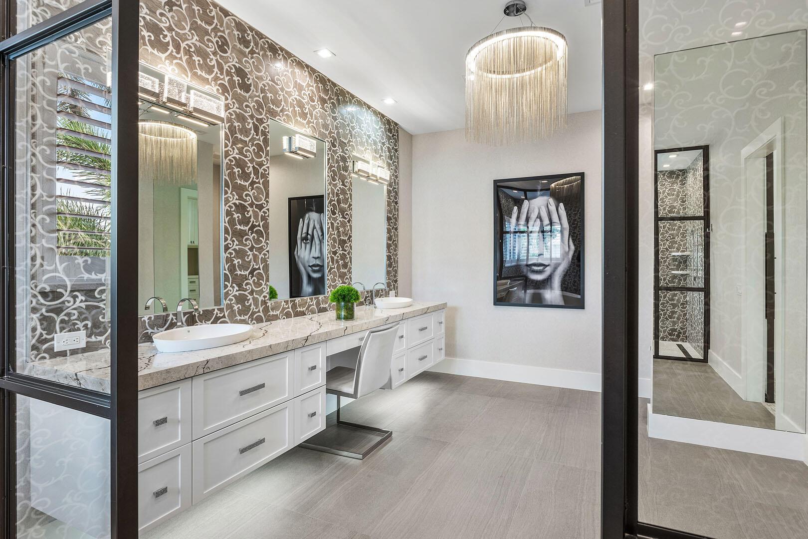 ROYAL PALM YACHT & COUNTR - Residential