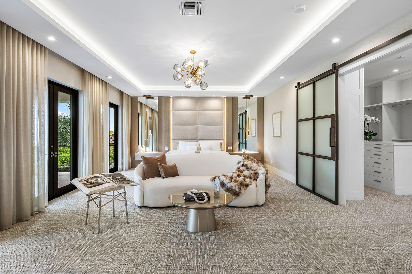 ROYAL PALM YACHT & COUNTR - Residential