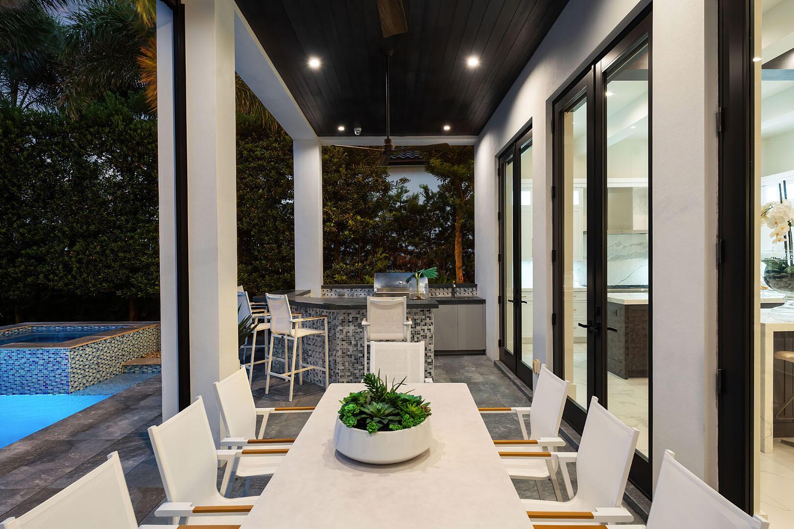 ROYAL PALM YACHT & COUNTR - Residential