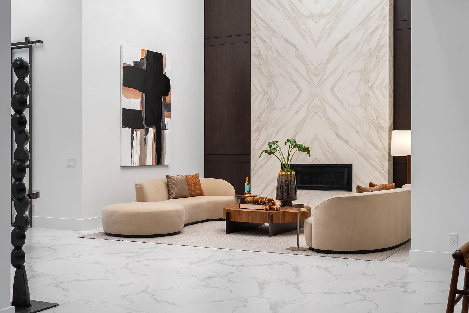 ROYAL PALM YACHT & COUNTR - Residential